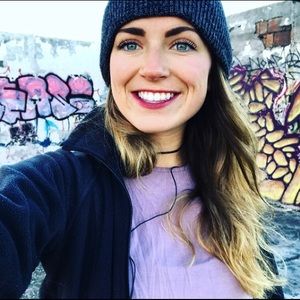 Meet your Posher, Lauren